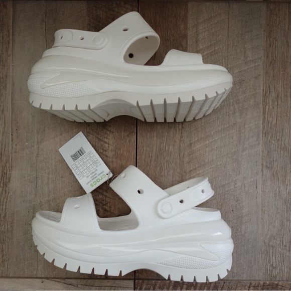 Crocs Mega Crush Sandals White - Picture 2 of 11